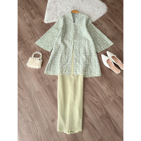 Zeyla Kurung Set